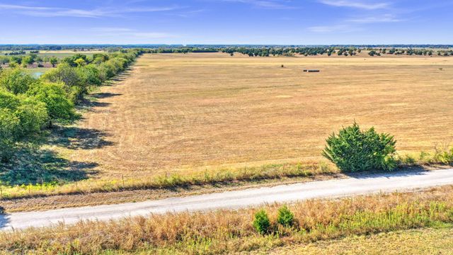 11 Standfield Church Road, Whitesboro, TX 76273