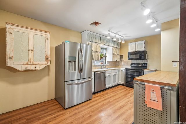 10331 GRANARY ST, San Antonio, TX 78245