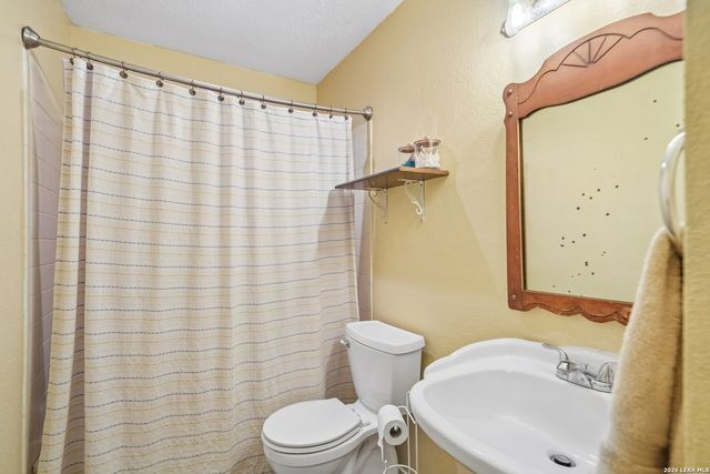 10331 GRANARY ST, San Antonio, TX 78245