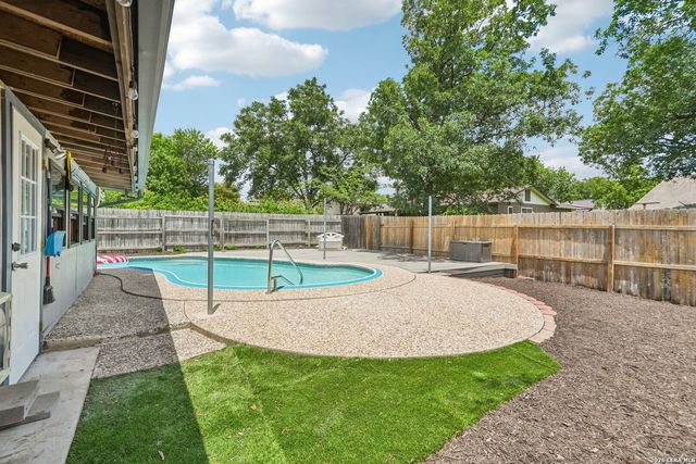 10331 GRANARY ST, San Antonio, TX 78245