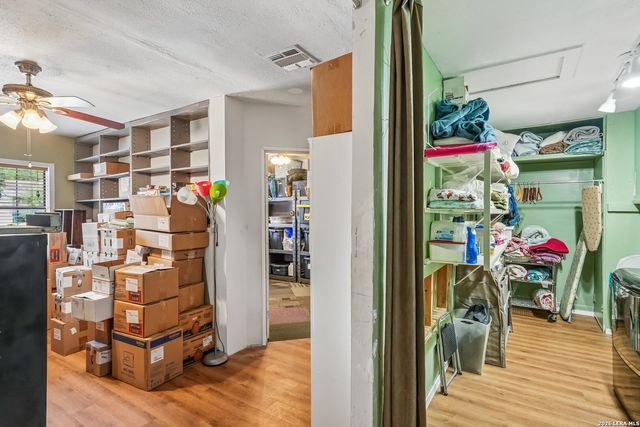 10331 GRANARY ST, San Antonio, TX 78245