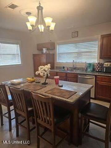 915 Robinson Street, Pass Christian, MS 39571
