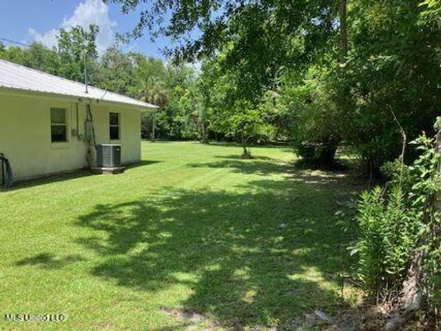 915 Robinson Street, Pass Christian, MS 39571