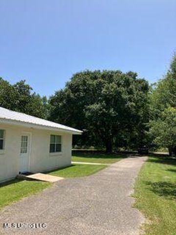 915 Robinson Street, Pass Christian, MS 39571