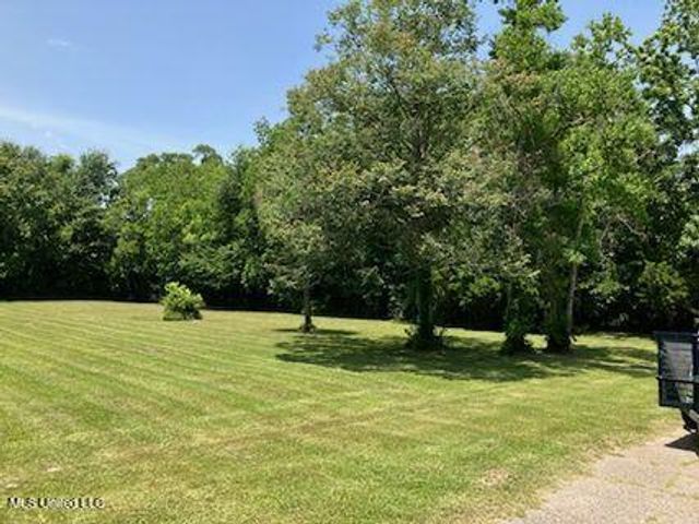 915 Robinson Street, Pass Christian, MS 39571