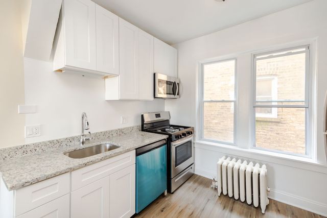 4204 N Kimball Avenue 2, Chicago, IL 60618