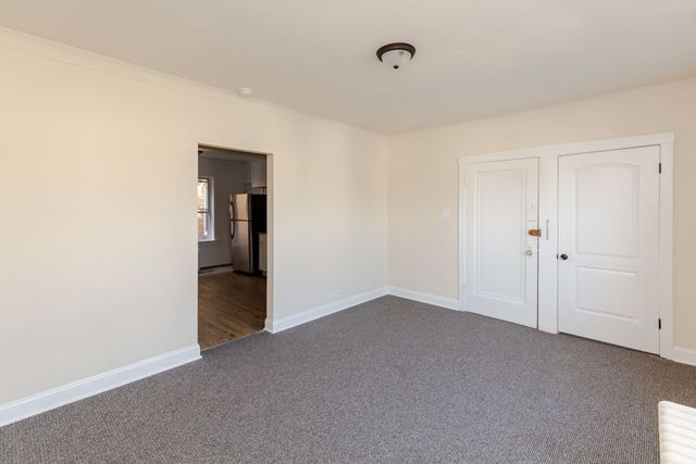 4204 N Kimball Avenue 2, Chicago, IL 60618