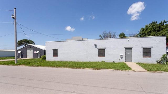 3812 Bennington Avenue, Kansas City, MO 64129