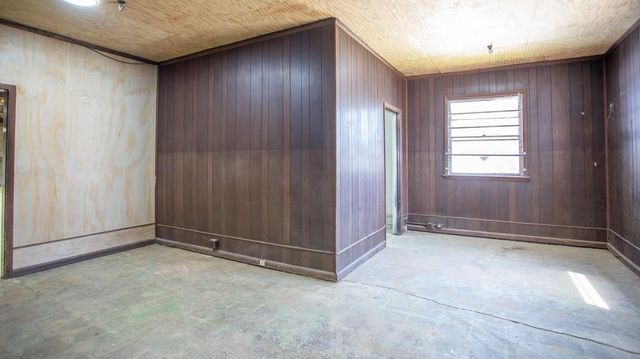3812 Bennington Avenue, Kansas City, MO 64129