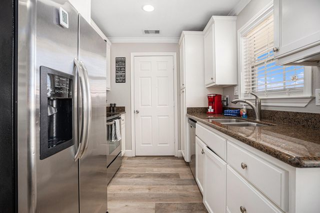 7000 Seawall Boulevard 1036, Galveston, TX 77551