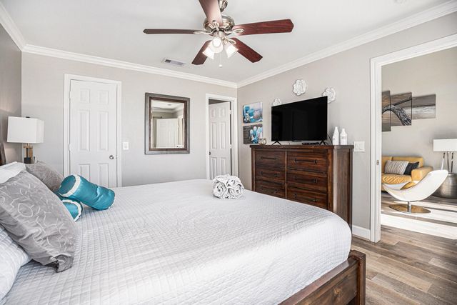7000 Seawall Boulevard 1036, Galveston, TX 77551