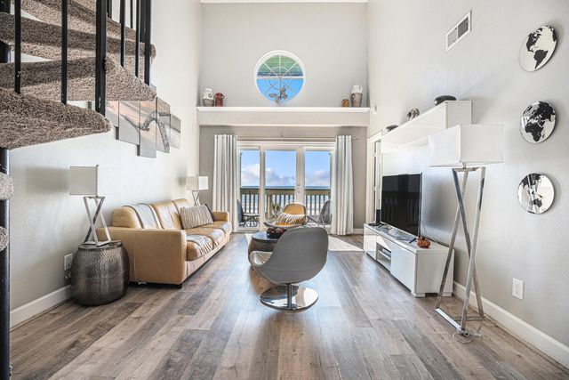 7000 Seawall Boulevard 1036, Galveston, TX 77551
