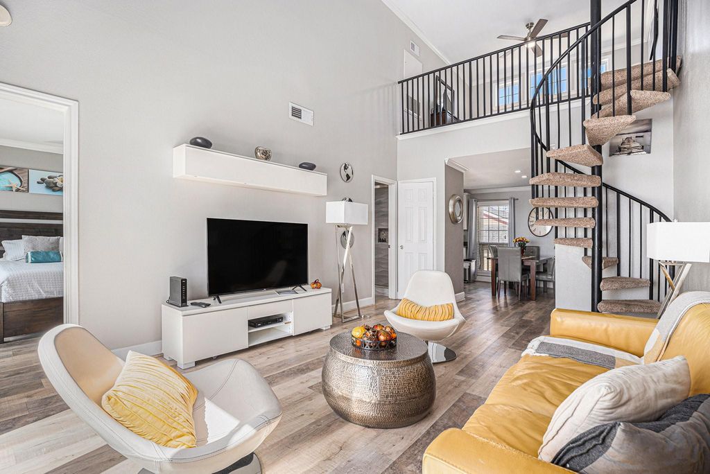 7000 Seawall Boulevard 1036, Galveston, TX 77551
