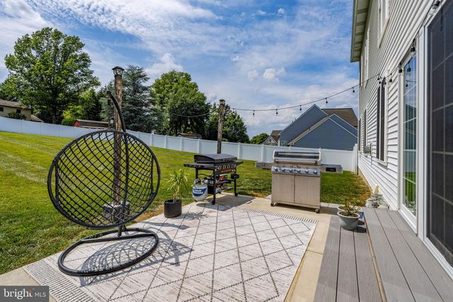 331 CARDINAL CT, East Earl, PA 17519