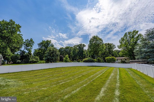 331 CARDINAL CT, East Earl, PA 17519