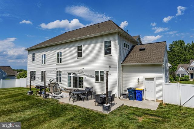 331 CARDINAL CT, East Earl, PA 17519