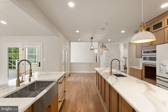 43864 ASHLAWN CT, Ashburn, VA 20147