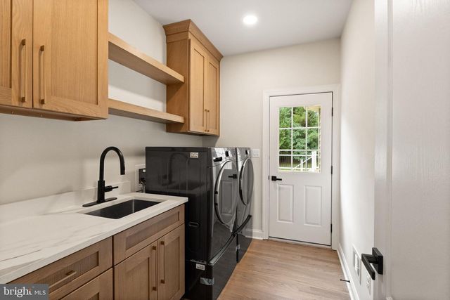 43864 ASHLAWN CT, Ashburn, VA 20147