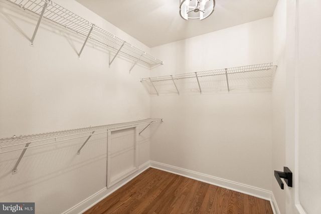43864 ASHLAWN CT, Ashburn, VA 20147