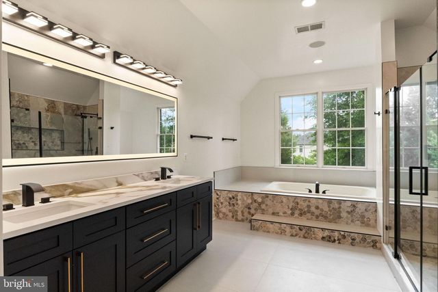 43864 ASHLAWN CT, Ashburn, VA 20147