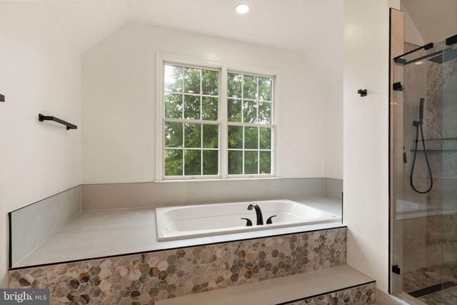 43864 ASHLAWN CT, Ashburn, VA 20147