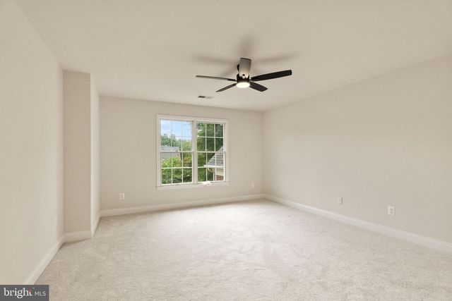 43864 ASHLAWN CT, Ashburn, VA 20147