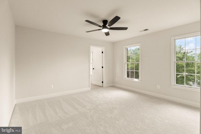 43864 ASHLAWN CT, Ashburn, VA 20147