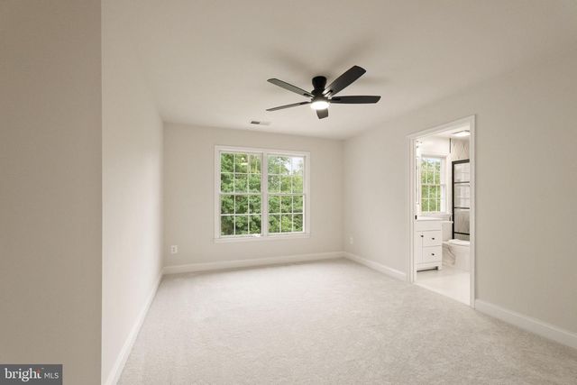 43864 ASHLAWN CT, Ashburn, VA 20147