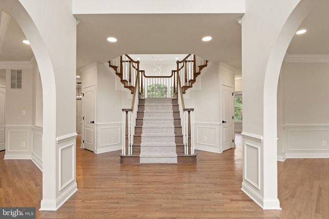43864 ASHLAWN CT, Ashburn, VA 20147