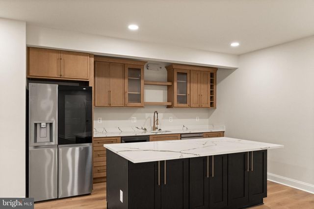 43864 ASHLAWN CT, Ashburn, VA 20147