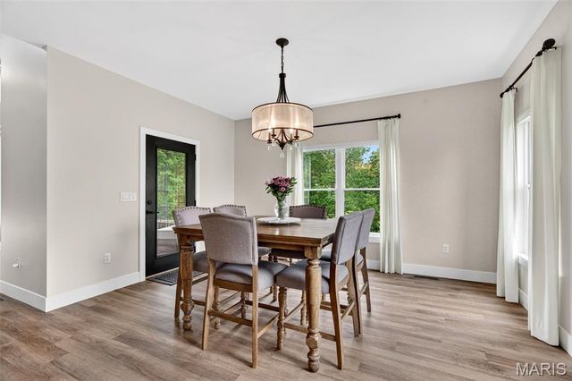 1114 Elbow Hill Court, Caseyville, IL 62232