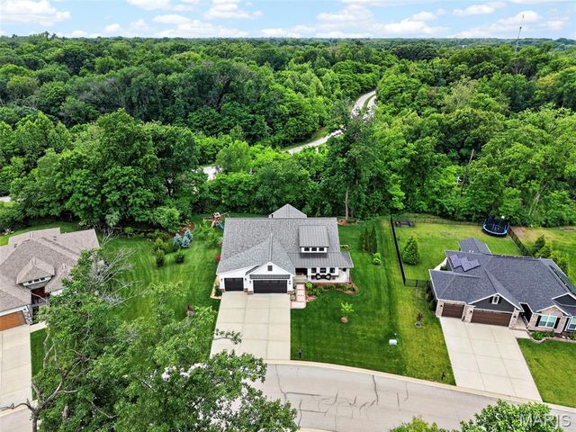 1114 Elbow Hill Court, Caseyville, IL 62232