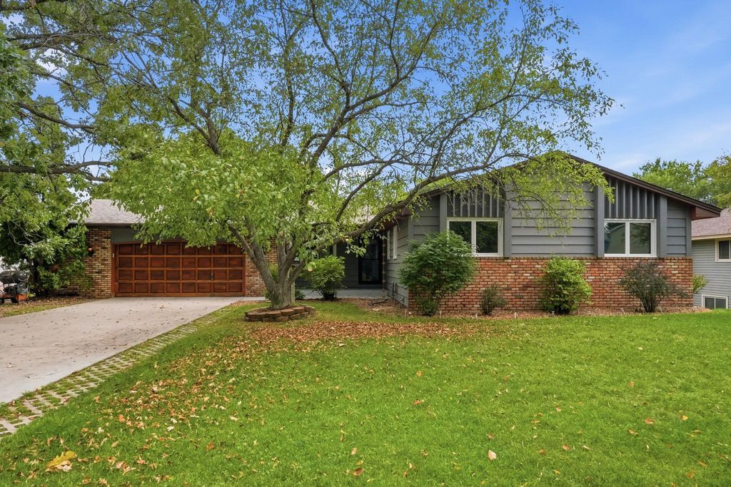 112 108th Avenue NW, Coon Rapids, MN 55448 — photo 4