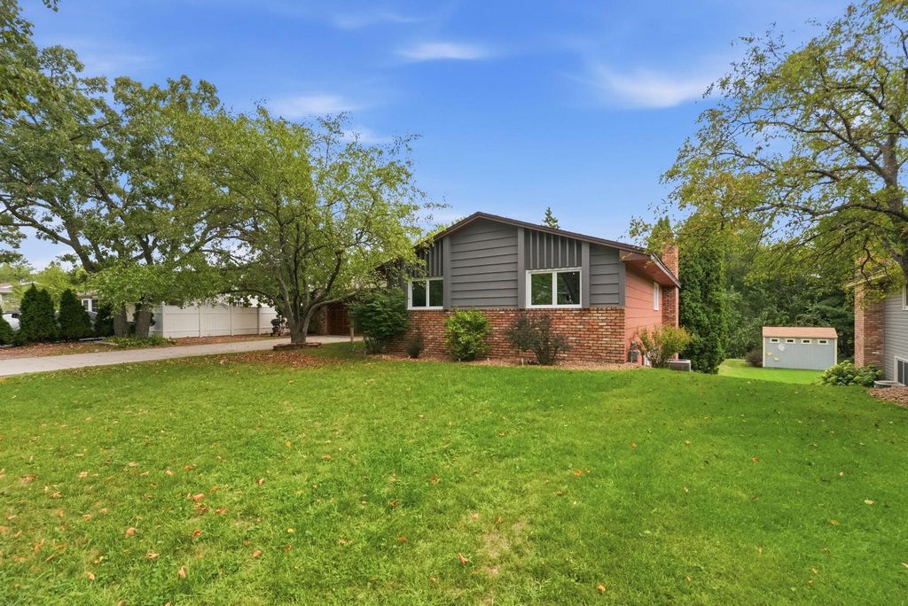 112 108th Avenue NW, Coon Rapids, MN 55448 — photo 5