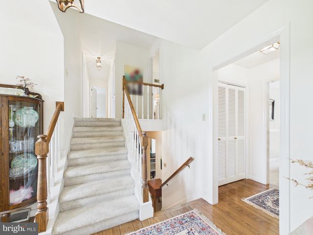 107 TWIN LAKES CIR, Martinsburg, WV 25405