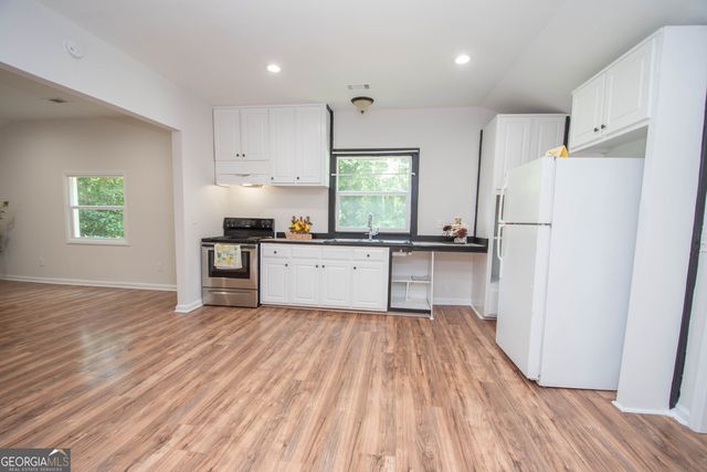 105 Poplar Street, Hogansville, GA 30230