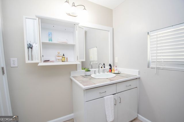 105 Poplar Street, Hogansville, GA 30230