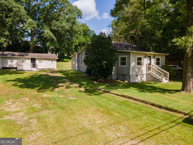 105 Poplar Street, Hogansville, GA 30230