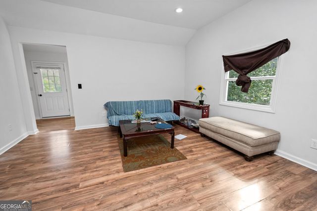 105 Poplar Street, Hogansville, GA 30230