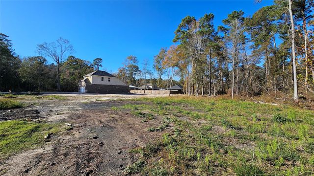 818 Scribe Street, New Caney, TX 77357