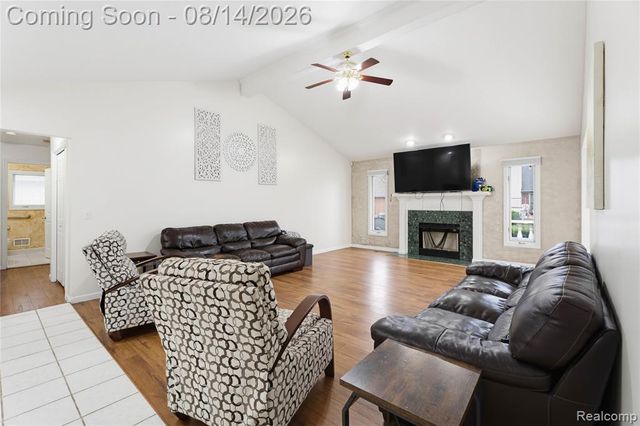 48353 Jefferson Drive, Macomb, MI 48044