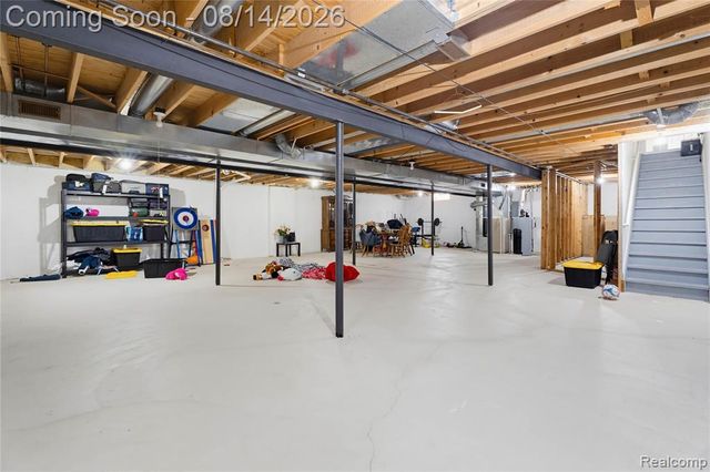 48353 Jefferson Drive, Macomb, MI 48044