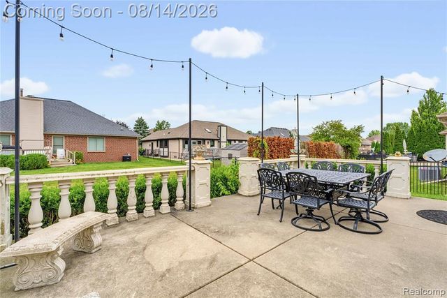 48353 Jefferson Drive, Macomb, MI 48044
