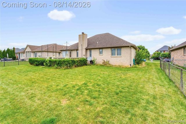 48353 Jefferson Drive, Macomb, MI 48044