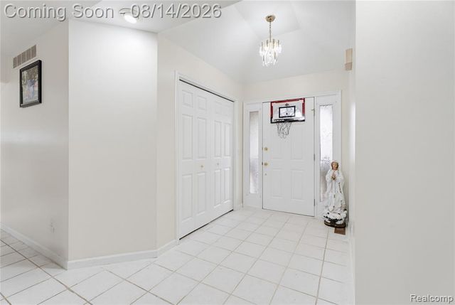 48353 Jefferson Drive, Macomb, MI 48044