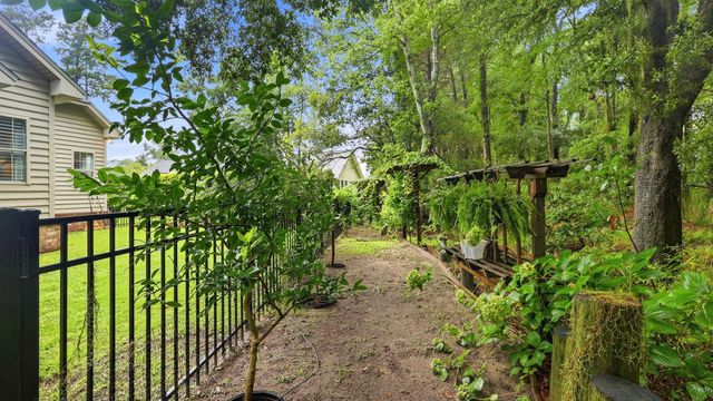 783 Fieldgate Circle, Pawleys Island, SC 29585