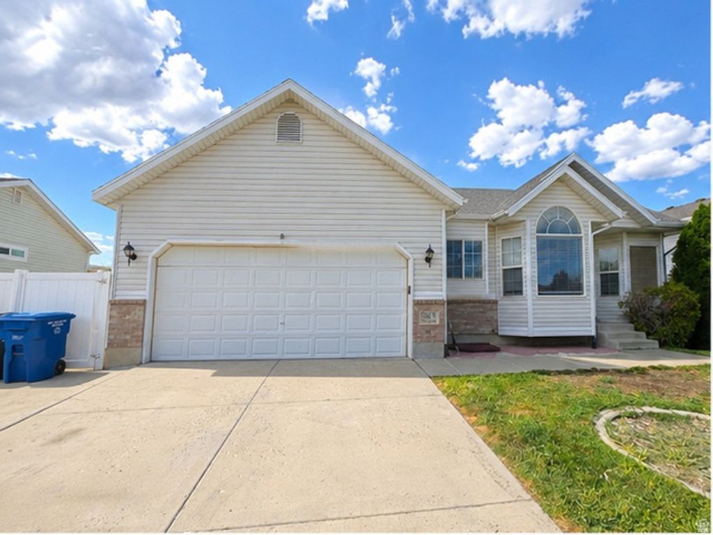 6060 W CASTLE PARK LN, Salt Lake City, UT 84118 — exterior