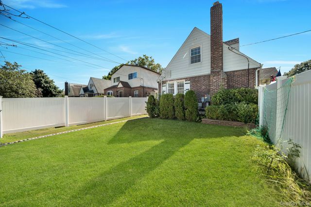 64 Dewitt Street, Valley Stream, NY 11580