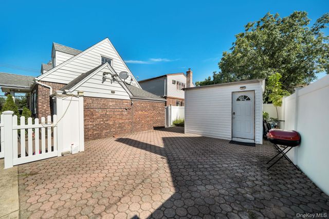 64 Dewitt Street, Valley Stream, NY 11580