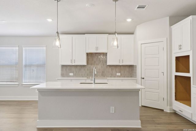 11475 Feather Vale, San Antonio, TX 78254